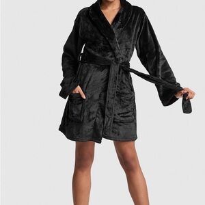 Victoria's Secret Pink Cozy Robe & Slippers